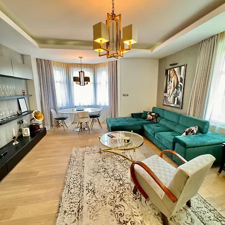 Beautiful With A View Of Castle * Bratislava