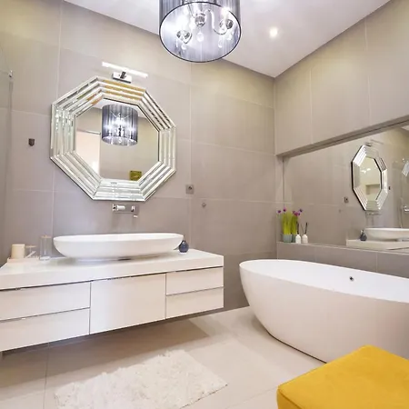 Beautiful With A View Of Castle * ブラチスラヴァ