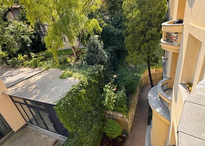 Beautiful With A View Of Castle * Bratislava