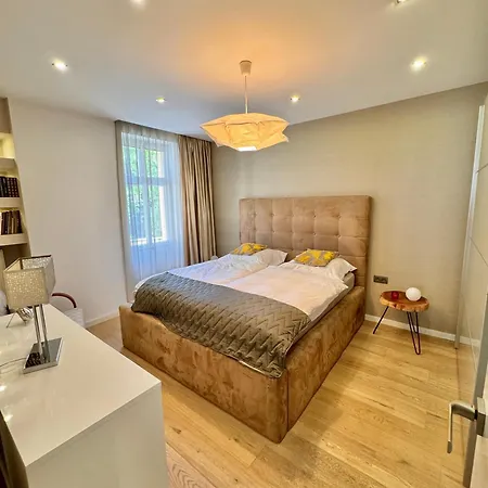 Appartement Beautiful With A View Of Castle Bratislava